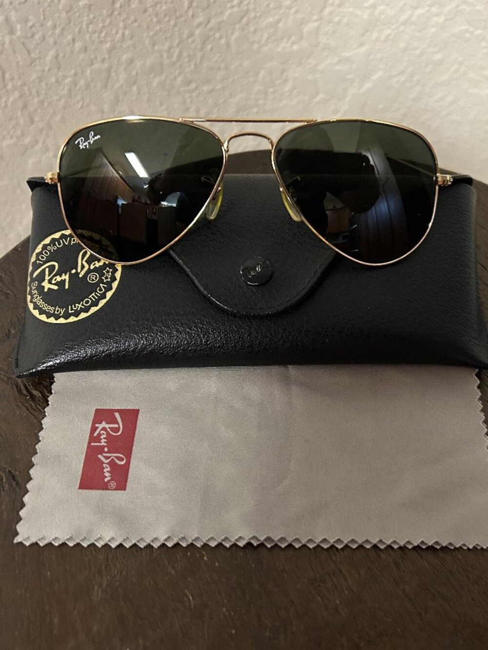 Ray-Ban Gold Frame Aviator Sunglasses with Dark Green Lenses